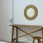 Luxury Downtown Guya Apartman