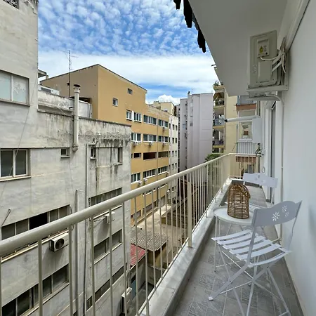 Luxury Downtown Guya *